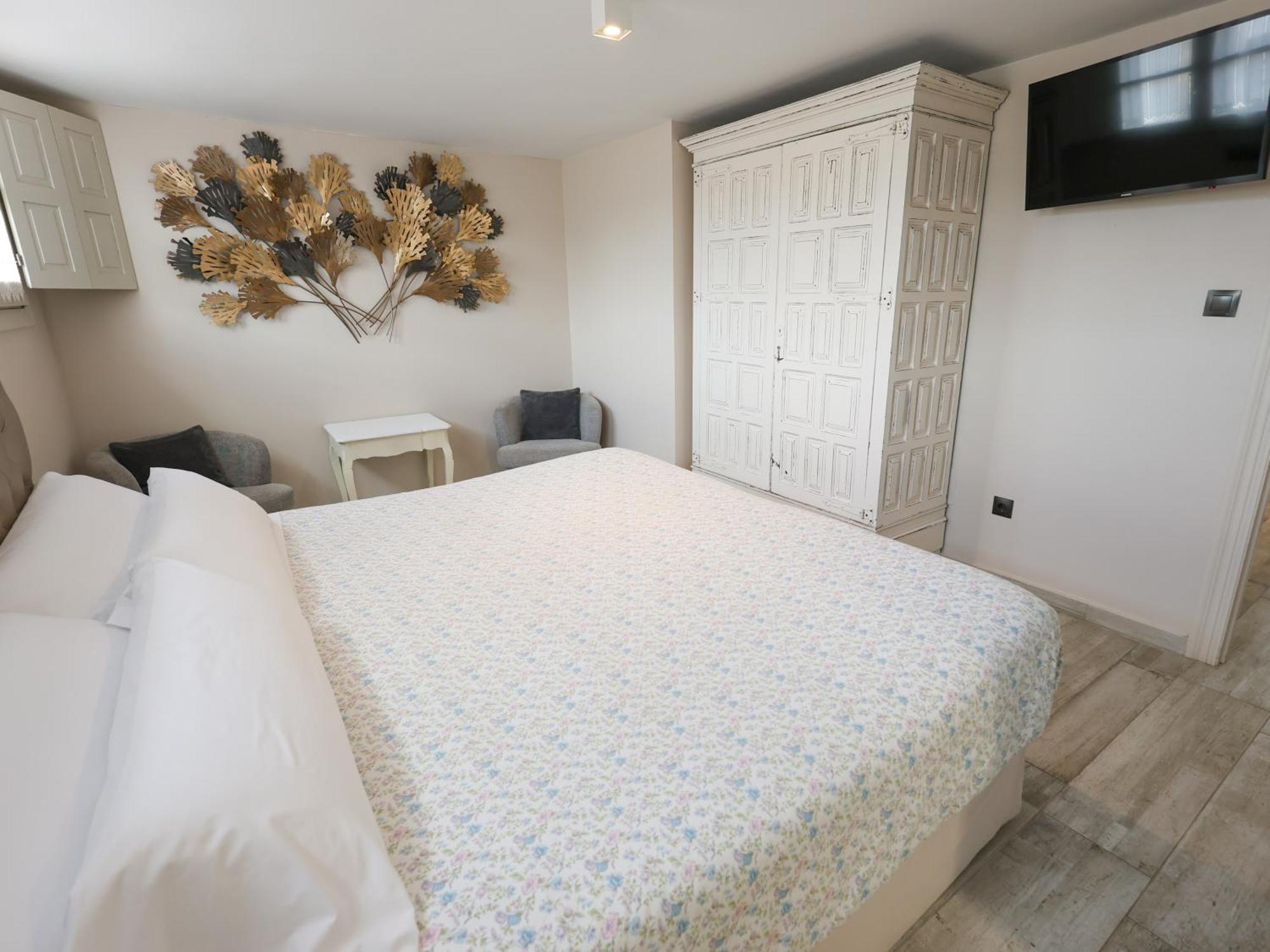 Akla Suites Con Jacuzzi Santillana Santillana del Mar Exterior foto